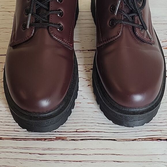 Quipid Burgundy Vegan Leather Platform Boots Size 10 - Picture 5 of 8